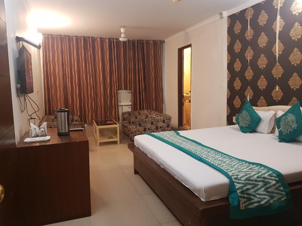 Hotel Haryana Chandīgarh Eksteriør billede